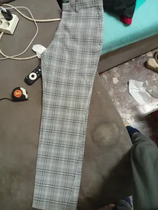 Pantalónes de pinzas gris y azul talla 42