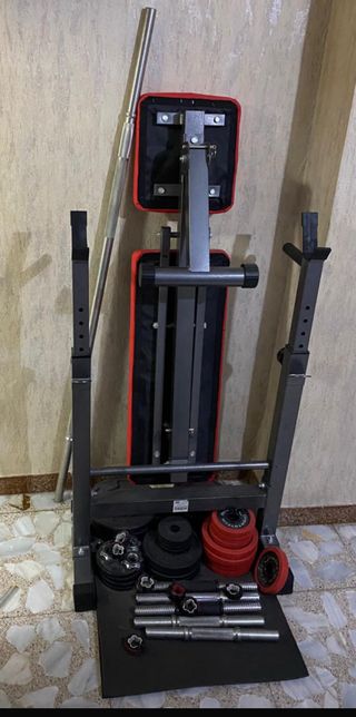 Banco de pesas y mancuernas