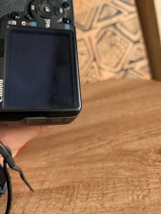 Cámara Canon EOS 500D Negra