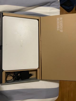 Portátil Asus Blanco