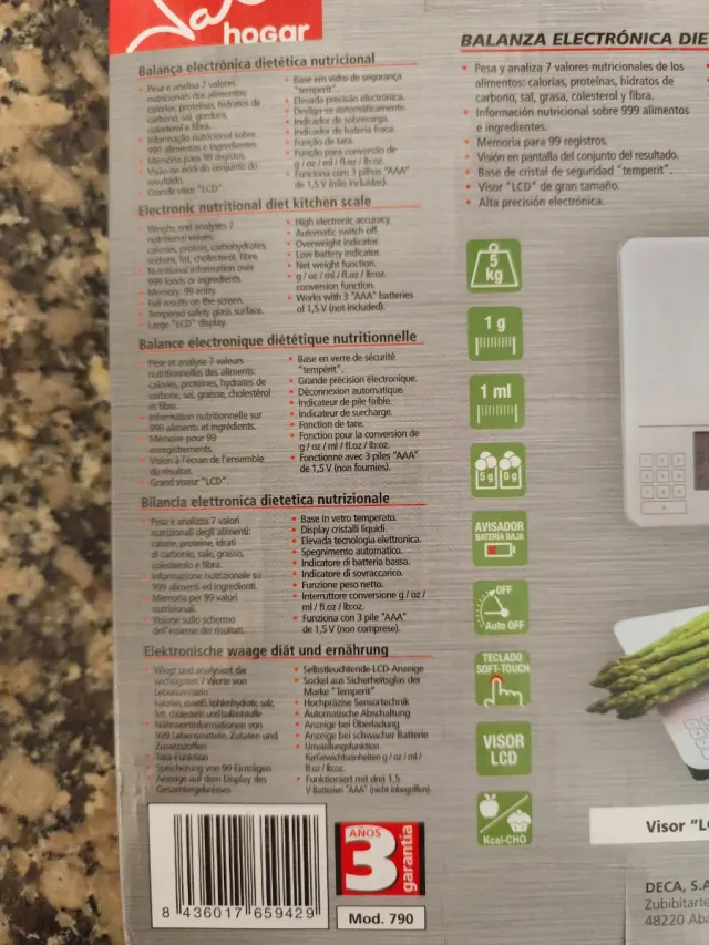 Bilancia elettronica Jata per controllo nutrizionale dettagliato