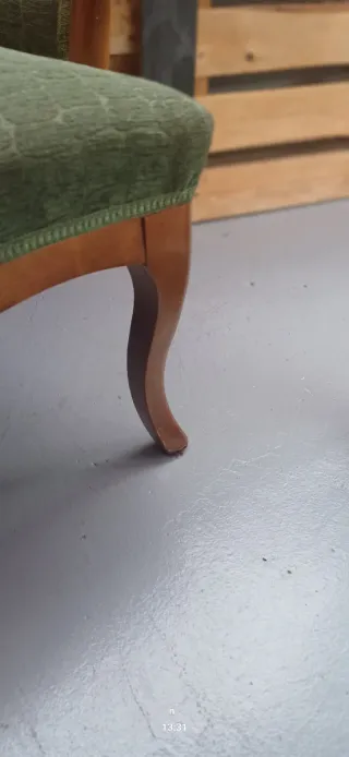 Sillón Vintage Tapizado Verde Madera