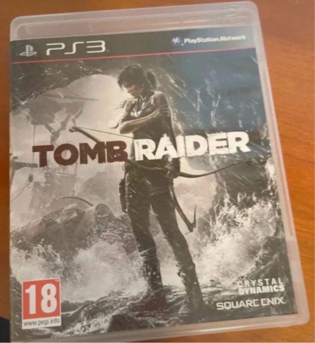 Tomb Raider PS3 + Controller GameStop
