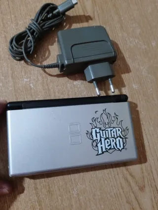 Nintendo DS Lite Edición Guitar Hero
