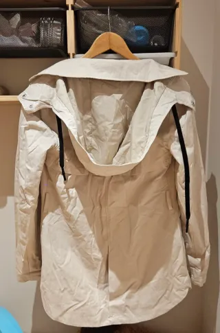 Gabardina Stradivarius Beige Talla M