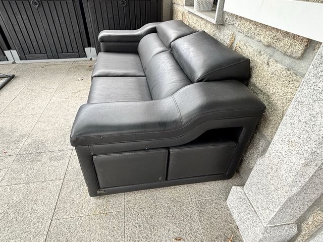 Sofá Divatto de Piel Negro