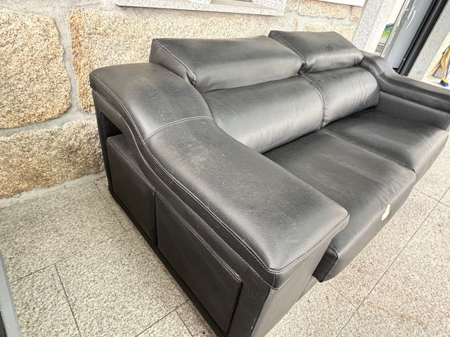 Sofá Divatto de Piel Negro