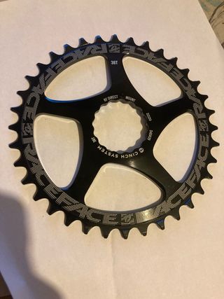 Corona Race Face 36T Cinch System