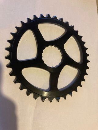 Corona Race Face 36T Cinch System