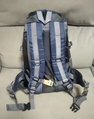 Mochila Técnica 35L Azul Marino