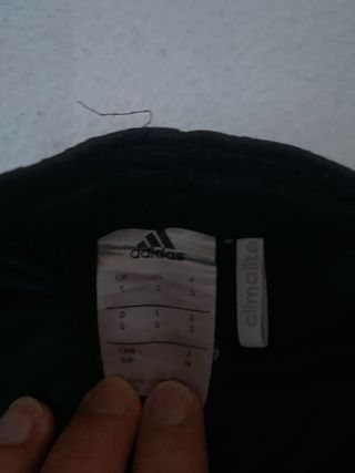 Pantalón corto deportivo Adidas negro