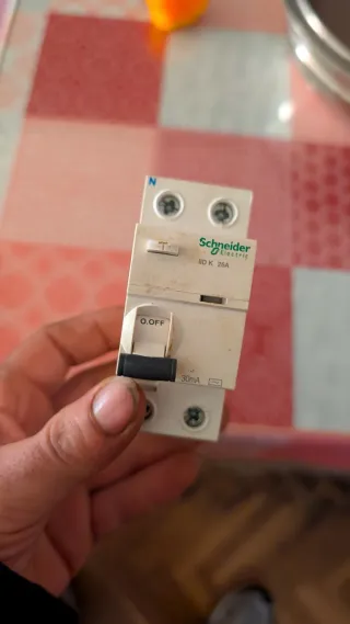 Interruptor Schneider Electric 25A