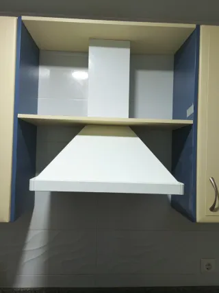 Campana extractora Teka blanca