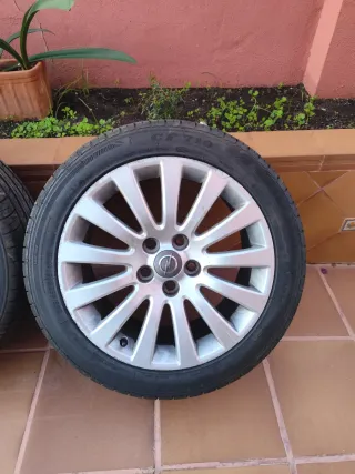 Llantas y neumáticos Opel Insignia 245 45 18 100w