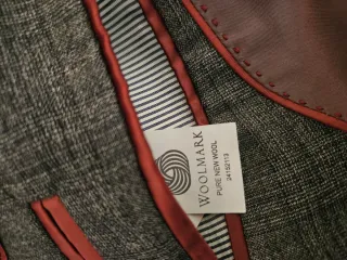 Traje de hombre gris a cuadros