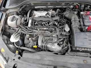 [1593812] MOTOR CRMB SKODA OCTAVIA COMBI (5E5)