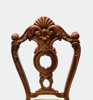 Silla madera tallada vintage cuero