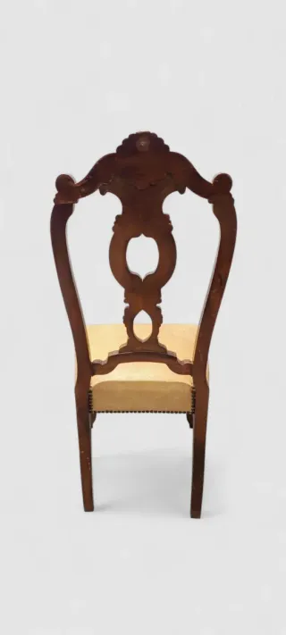 Silla madera tallada vintage cuero