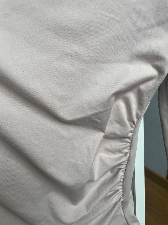 Top asimétrico rosa talla única