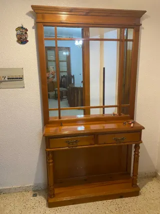 Mueble de entrada madera con espejo