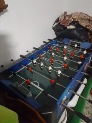Futbolín de madera