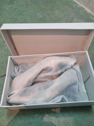 Zapatos color champán T38 sin estrenar