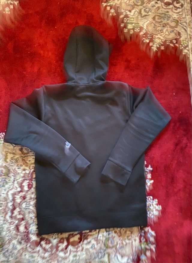 Chaqueta Nike Negra con Cremallera como nueva