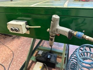 Mesa de trabajo industrial electrohidráulica