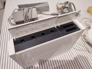 Nintendo Wii + 2 Mandos + 2 Nunchuk