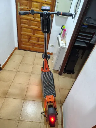 Patinete Eléctrico Naranja