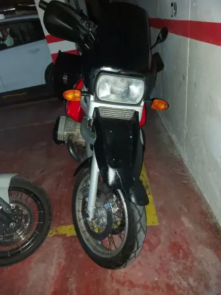 BMW R1100GS Roja con Maletas