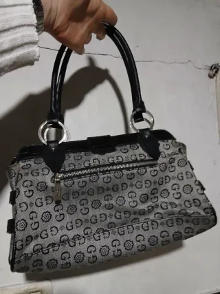 Borsa Guess Grigia e Nera