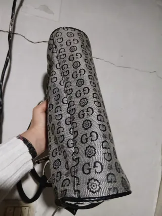 Borsa Guess Grigia e Nera