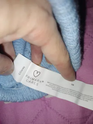 Gorro infantil Stitch con pompón