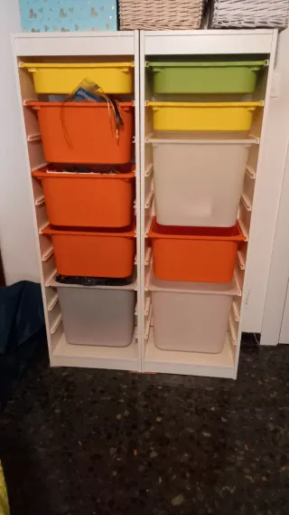 OGNI COLONNA Mobiletto per Giocattoli Ikea (50€)