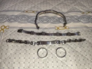 Lotto Bracciali e Anelli in acciaio