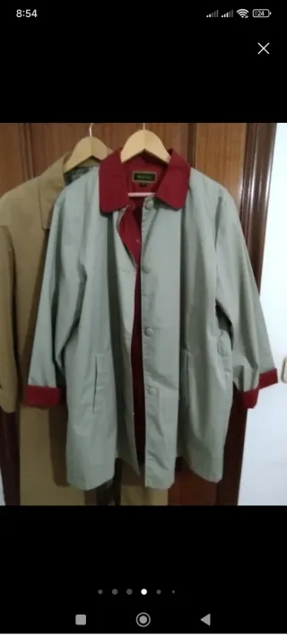 Gabardinas dos modelos solo 2 puestas 30€ ud.