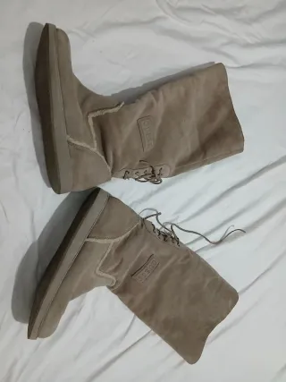 Stivali in pelliccia beige/marrone