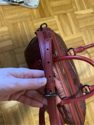 Borsa rossa con tracolla, Regina Bag, magic circus