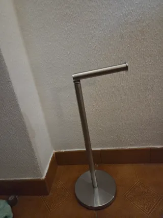 Portarrollos papel higiénico metal plateado