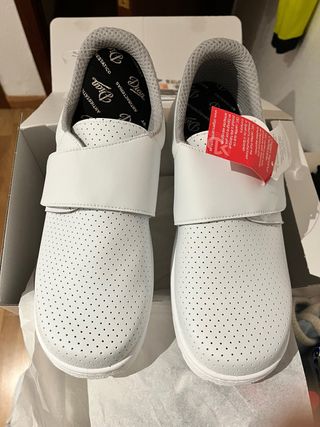 Zuecos Blancos Dian Talla 45