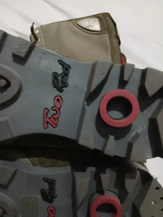 Stivali alti marroni/verdi