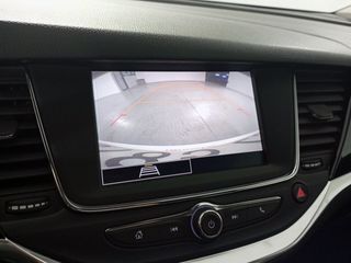 Opel Astra Design & Tech