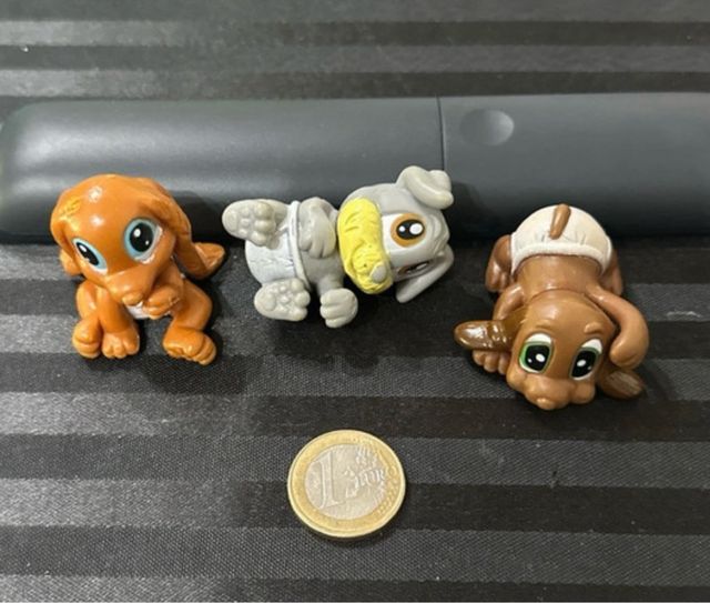 Lote muñecos varios: perros, Superman, princesas