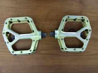 Pedales Race Face Atlas Plataforma