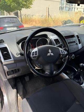 Mitsubishi Outlander 2007