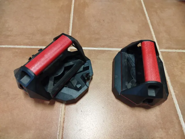 Agarres Flexiones Push Up + rodillo + cuerda salto