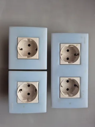 Interruptores y enchufes (mecanismos) BTICINO