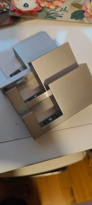 Estantería madera y metal gris