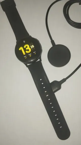 Reloj Samsung Negro y Amarillo